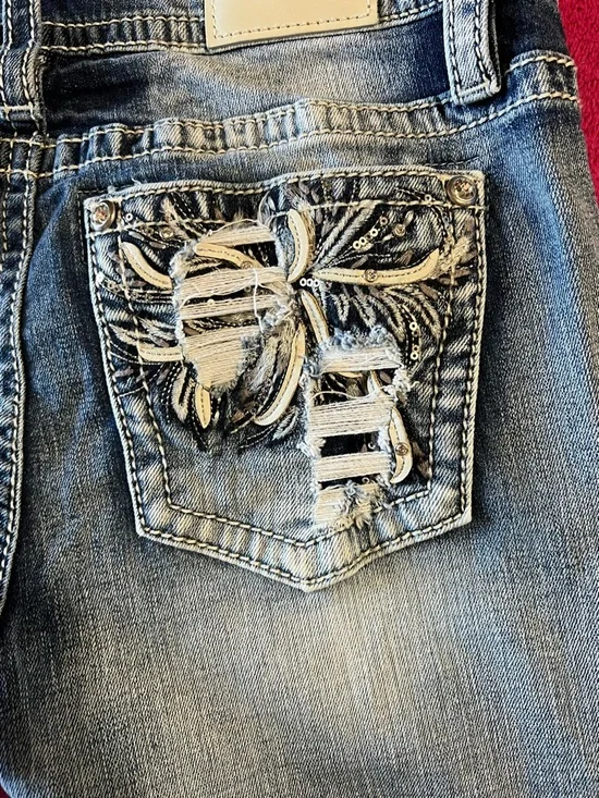 Miss Me Women's Bootcut Jeans in Light Blue Wash - Picture 5 of 6